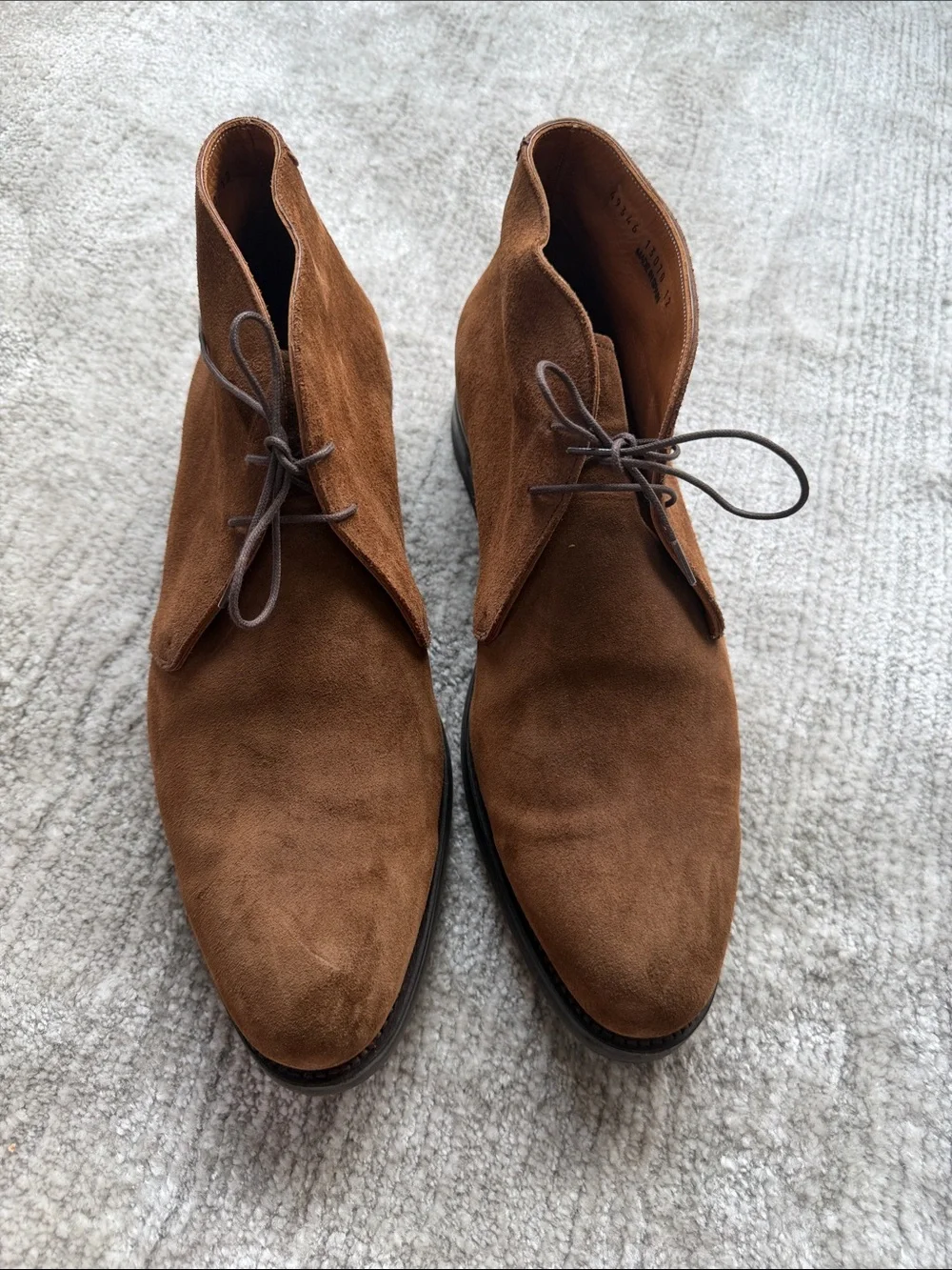 Men's Suede Chukka Boots in Brown - Stylish Lace-Up